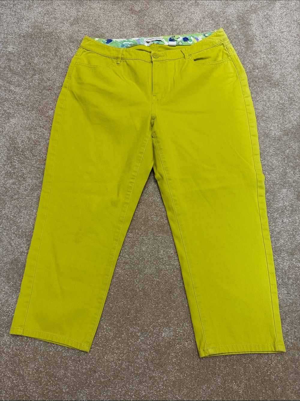 Coldwater Creek Capris, Chartreuse Color Denim, size 8 - Picture 9 of 9